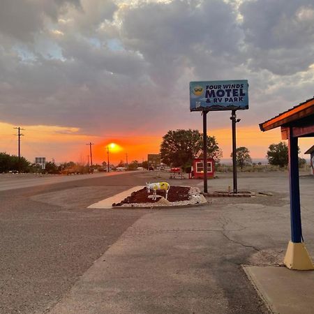 Four Winds Motel&RV Park Carrizozo Buitenkant foto